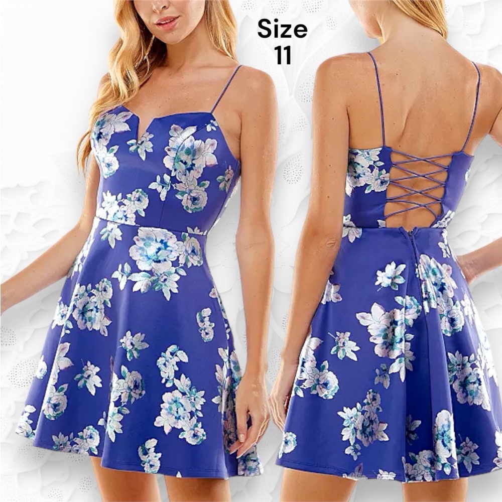 Juniors Dress